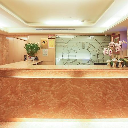 Happy Hotel Taipei Exterior photo
