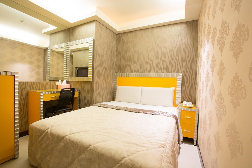 Happy Hotel Taipei Exterior photo